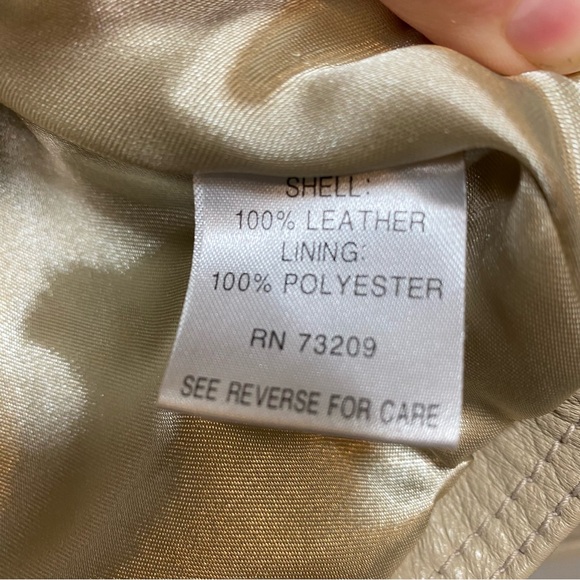 St. John Sport Leather Jacket in Tan / Cream Size Small - Picture 6 of 15
